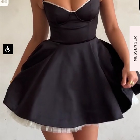 House of cb - Picture 1 of 8